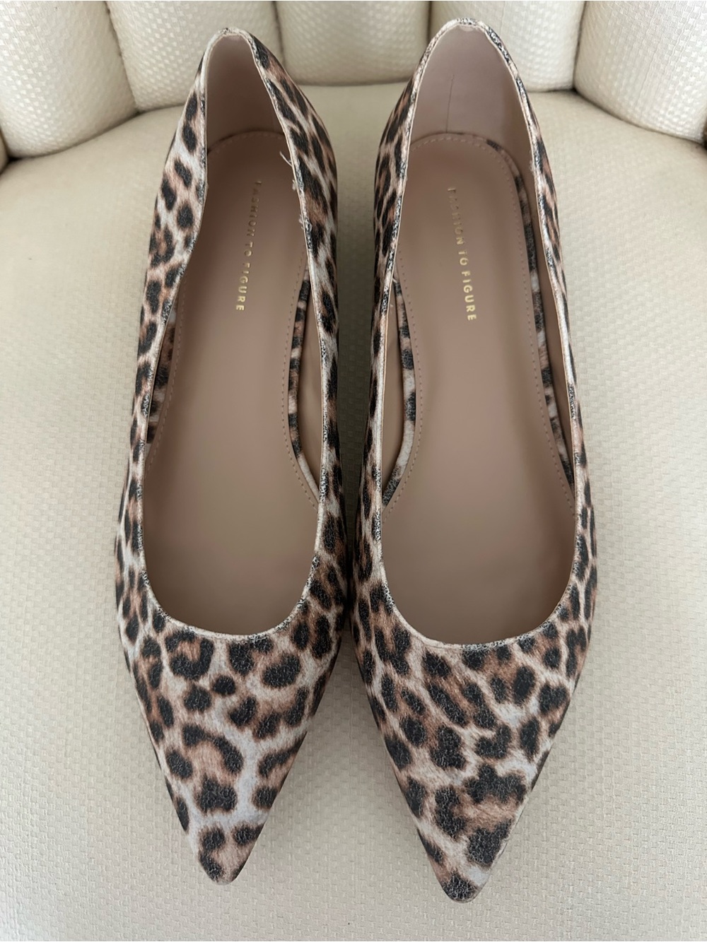 Leopard Pointed Toe Flats Size 12W 3/4” Heel Width Leopard Print Shoes